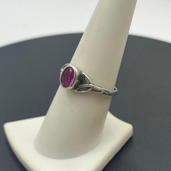 Sterling Silver 925 Celtic Knot Oval Bezel Set Red Ruby July Love Ring Sz 8.5 - Picture 3 of 8